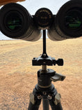 Load image into Gallery viewer, Linkogear BM-01 Bino Adapter Arca Swiss & 1/4-20 Mount Aluminum