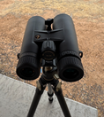 Load image into Gallery viewer, Linkogear BM-01 Bino Adapter Arca Swiss & 1/4-20 Mount Aluminum