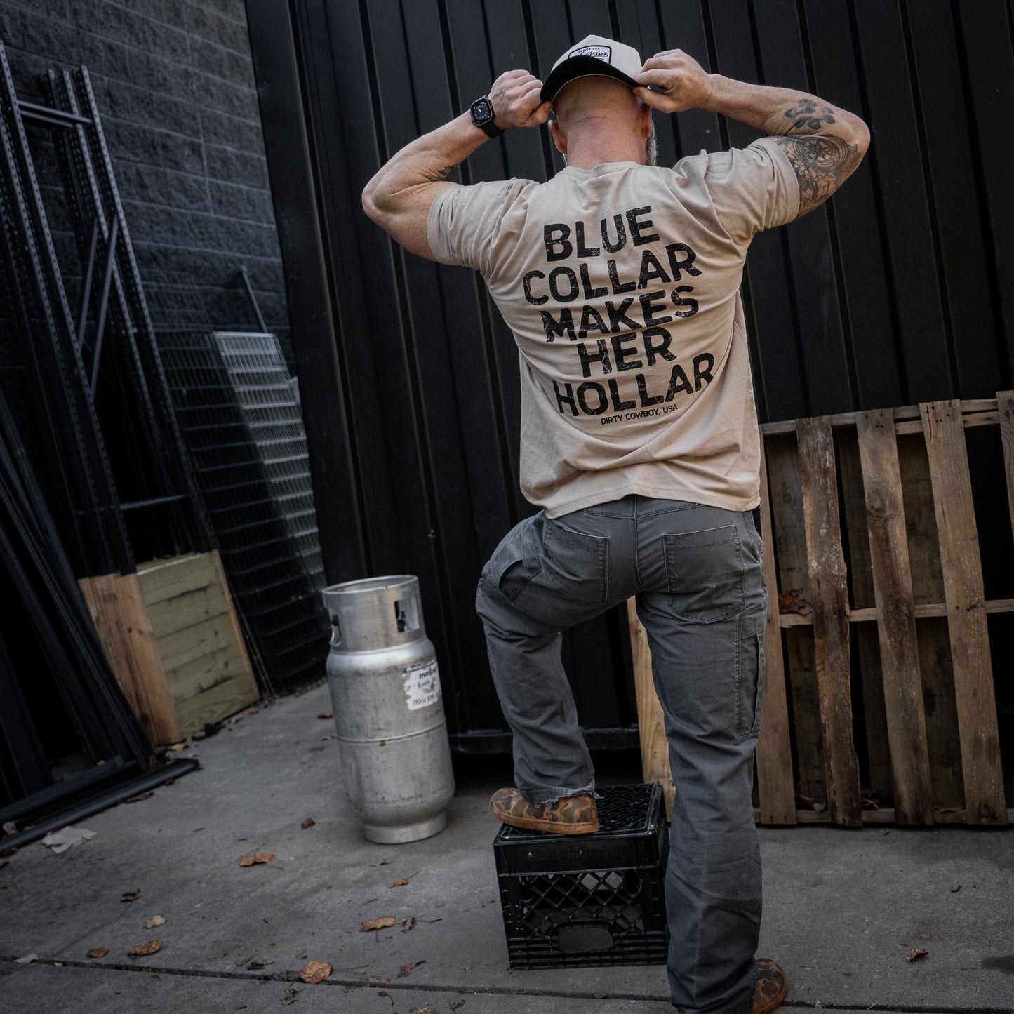 Blue Collar Makes Her Hollar Men's T-Shirt