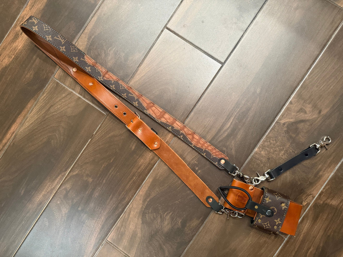 THE BAYOU BANDIT – Designer × Crocodile Radio Strap Set