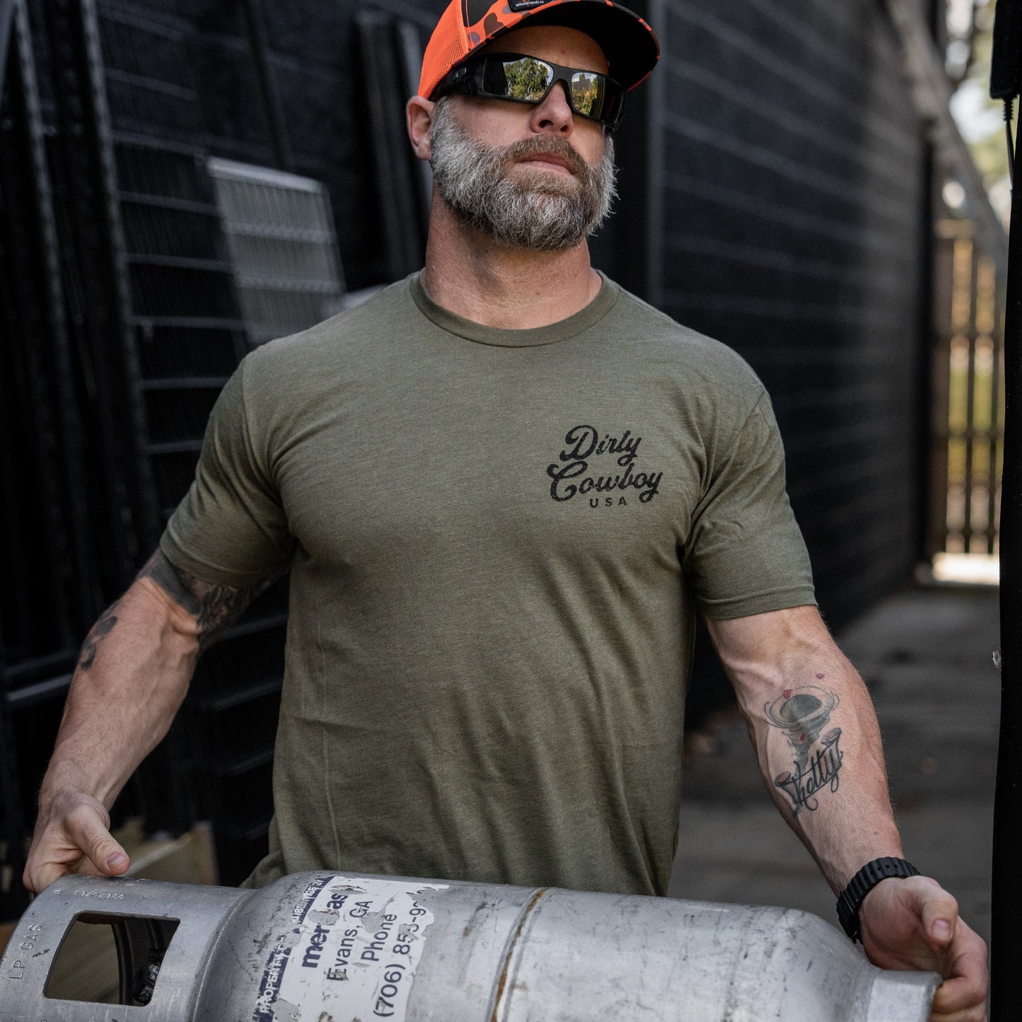 Country Boy's Will Survive Men's T-Shirt