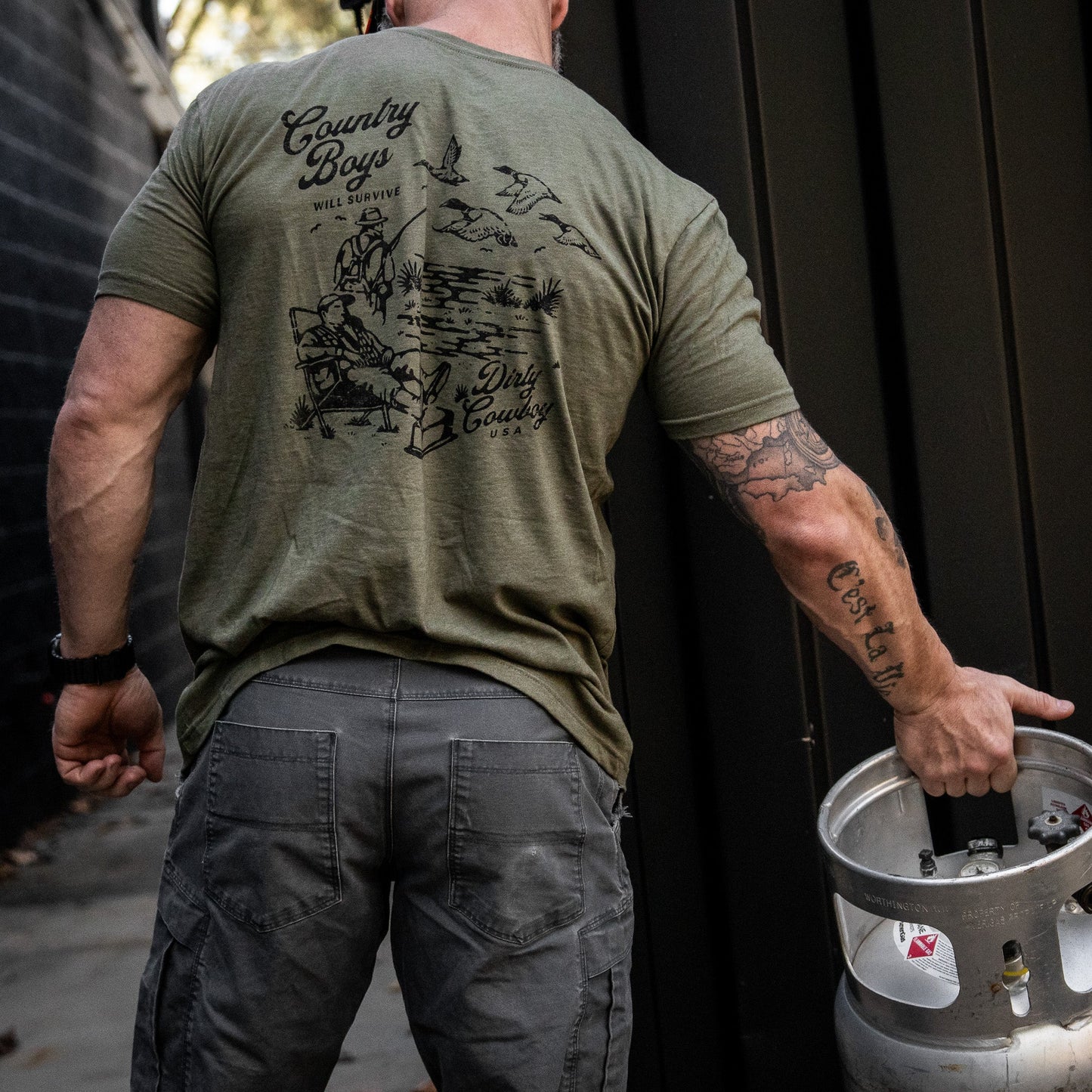 Country Boy's Will Survive Men's T-Shirt
