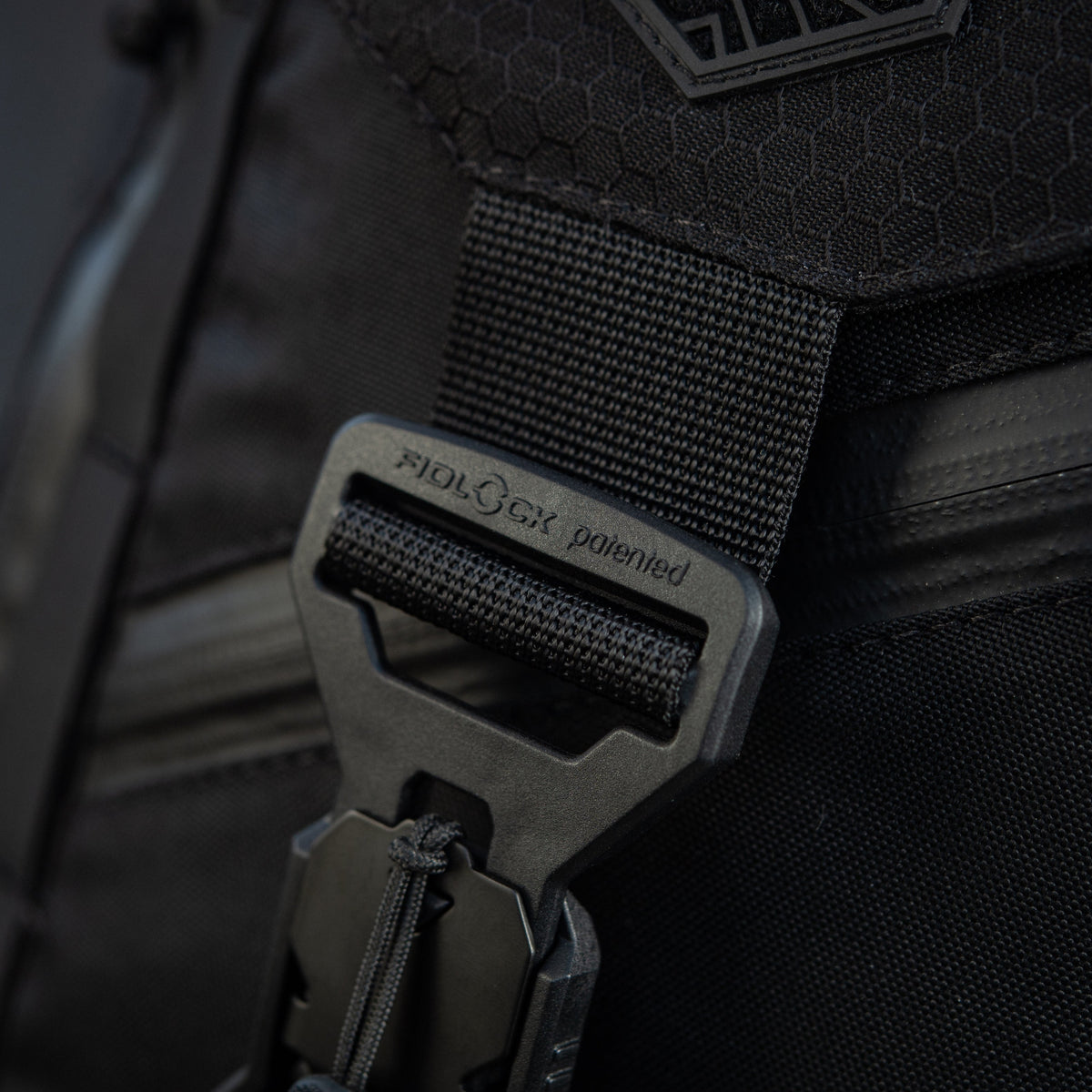 M‑Tac Magnet Shoulder Bag Elite Hex