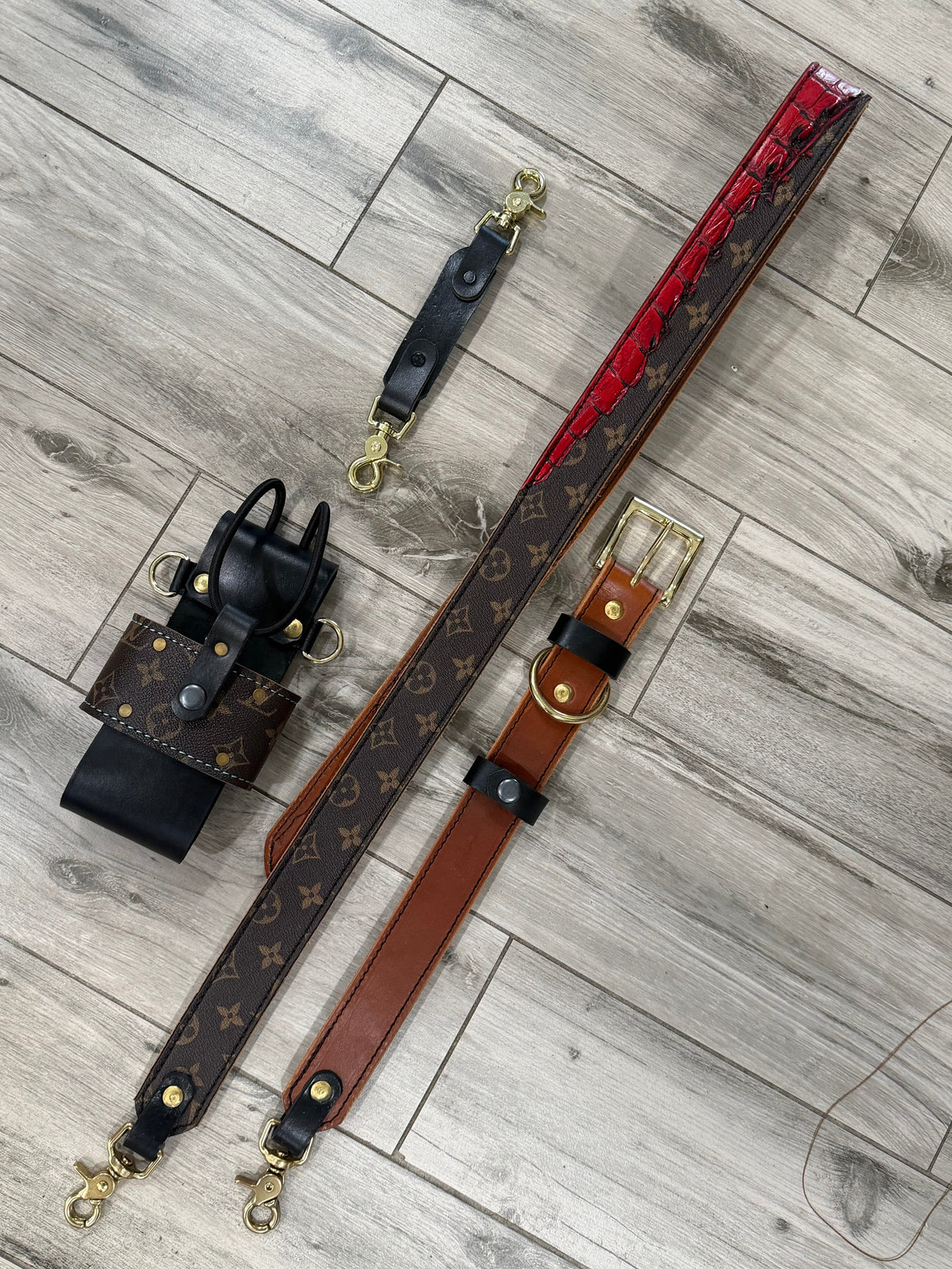 “The Redline Gator” Strap Set