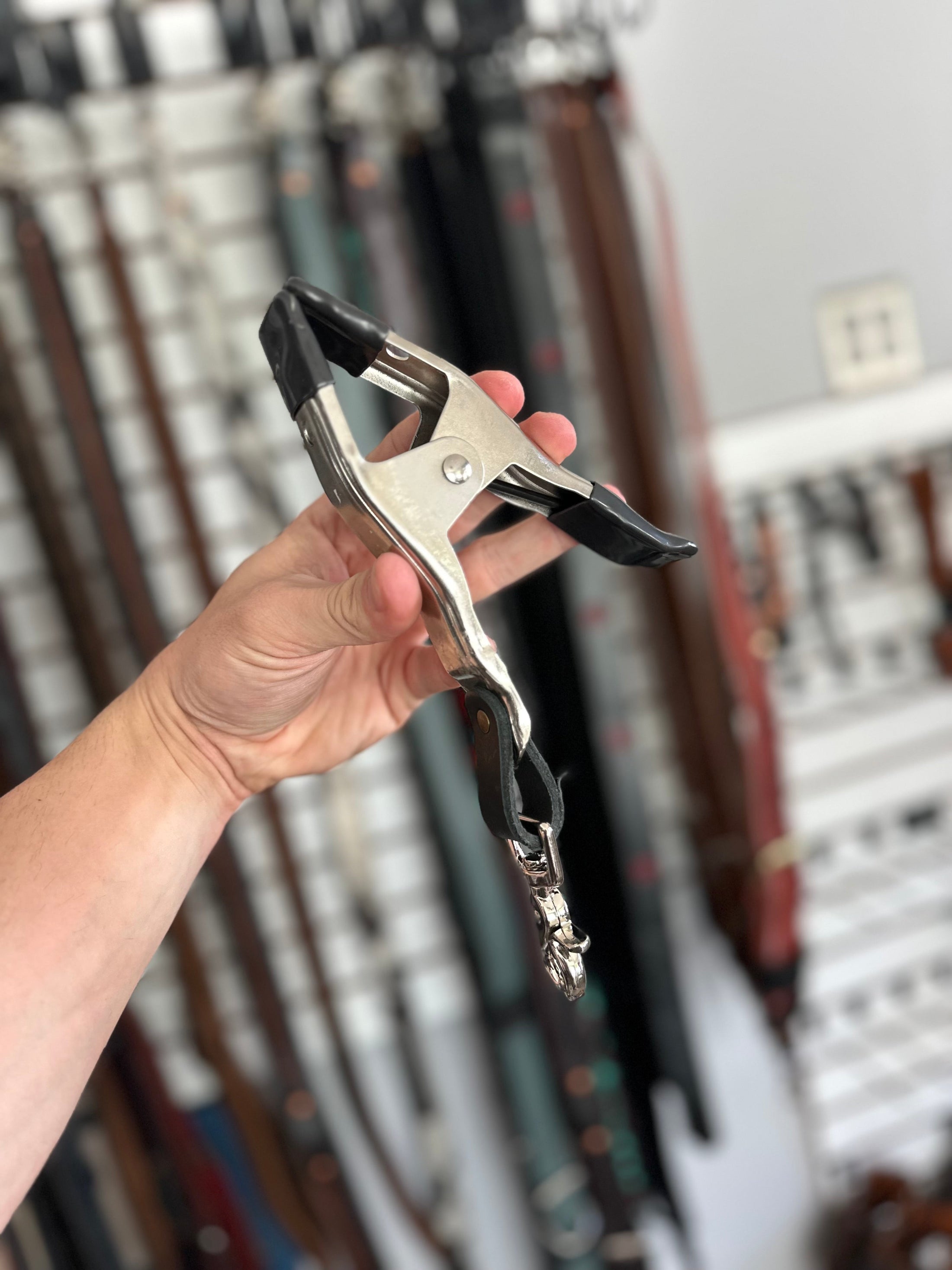 Glove Clip - Door Chock