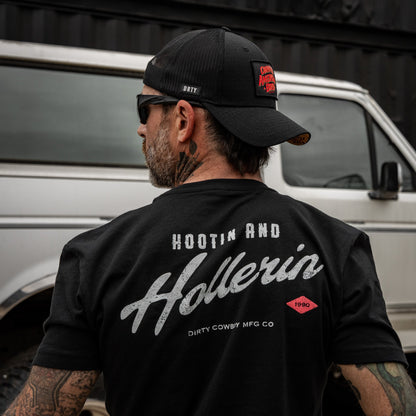 Hootin And Hollerin Men's T-Shirt
