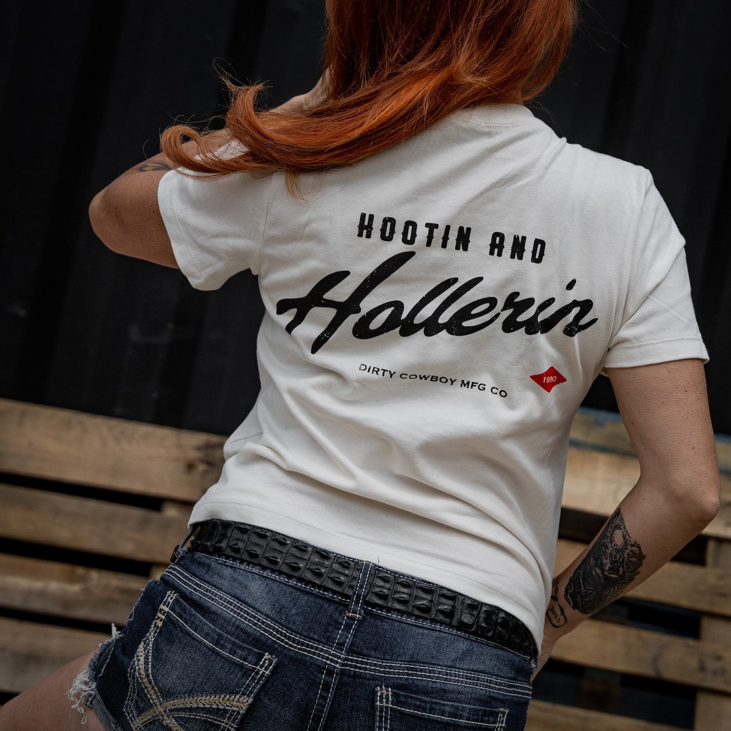 Hootin And Hollerin' Ladies Cropped T-Shirt