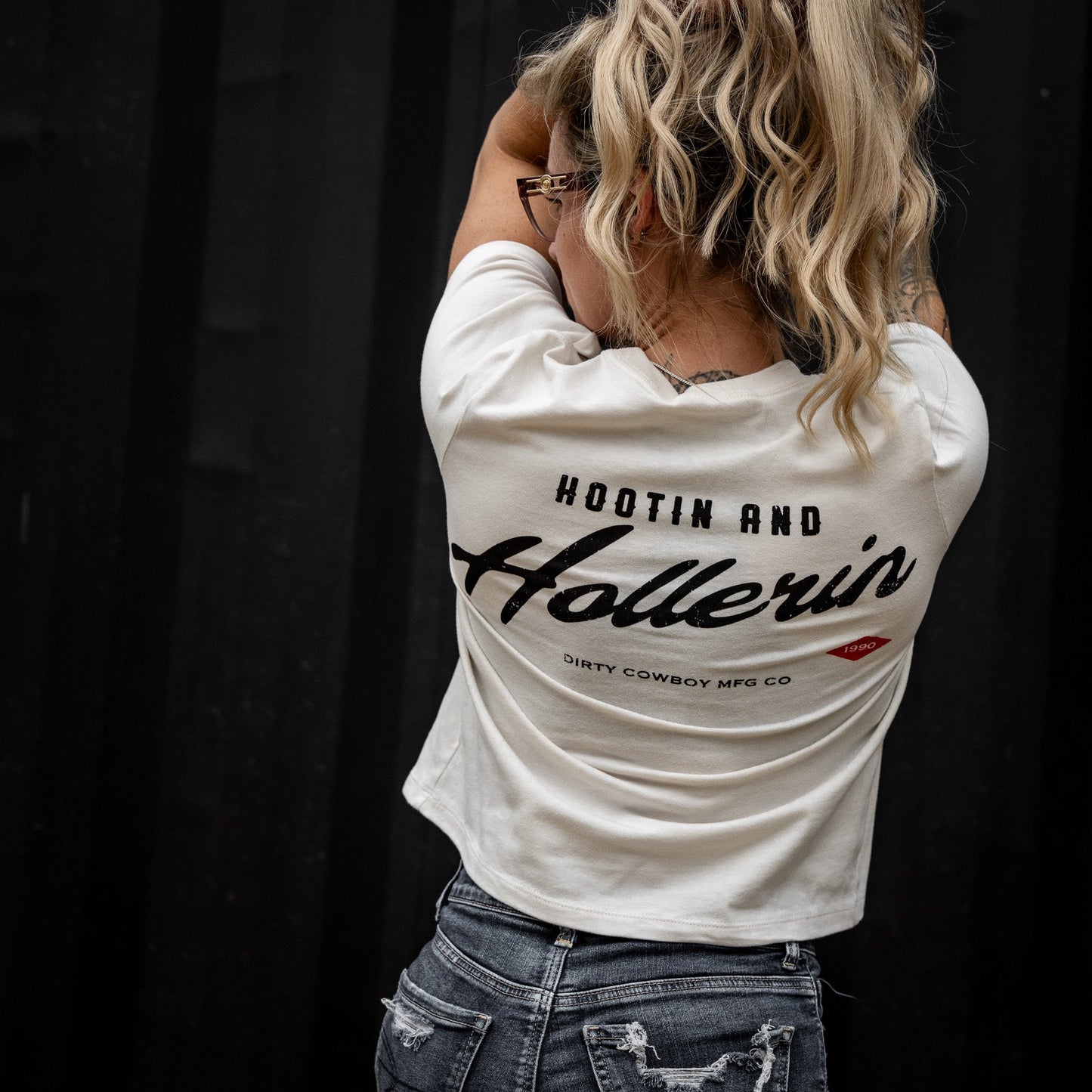 Hootin And Hollerin' Ladies Cropped T-Shirt
