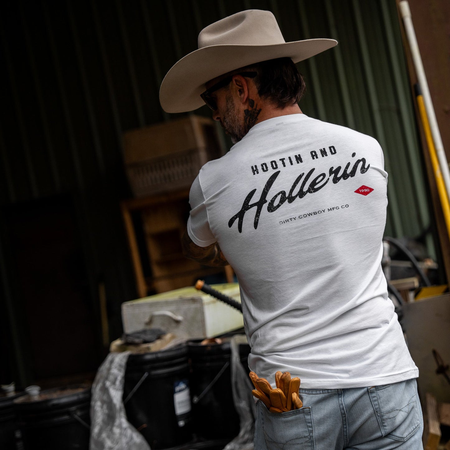Hootin And Hollerin Men's T-Shirt