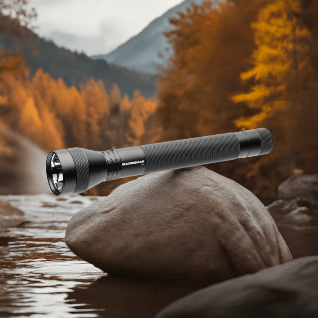 Guardsman - 3,000 Lumen Patrol Flashlight